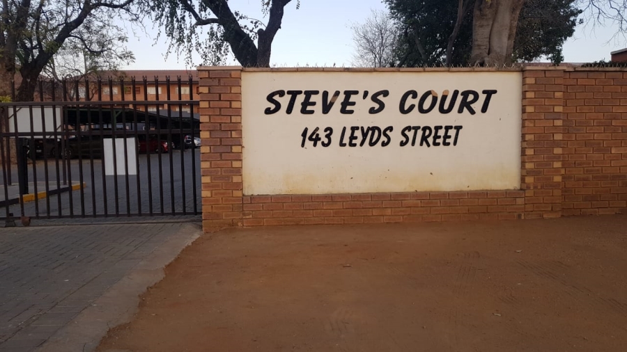 1 Bedroom Property for Sale in Rustenburg Central North West